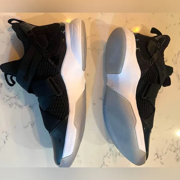 Nike LeBron Soldier 12 Men’s  SFG “Tuxedo”Basketball Shoes AO4054-005 NEW