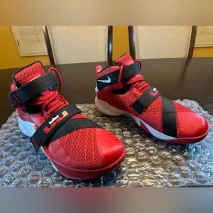 Nike Lebron Soldier 9 University Red Sneakers Shoes Size US 12