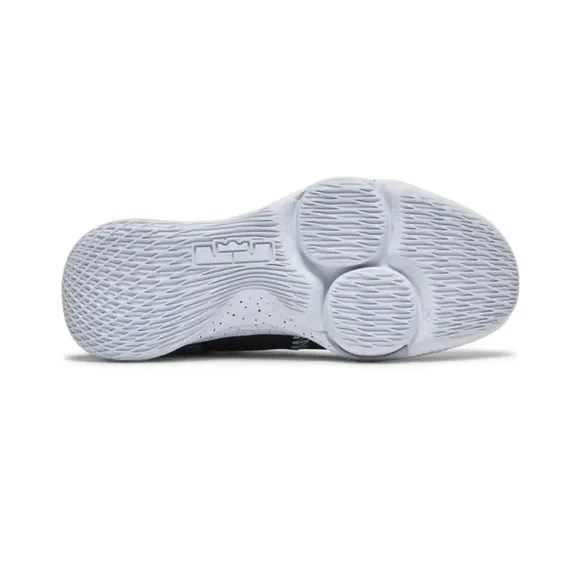 Nike Lebron Witness Shoes Men’s Size 9.5
