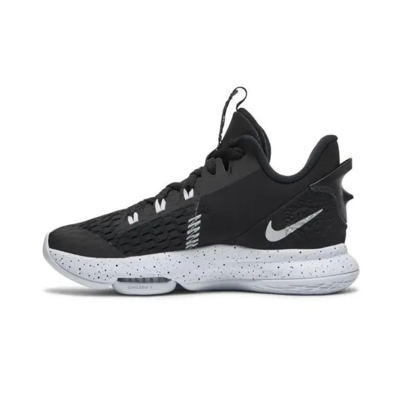 Nike Lebron Witness Shoes Men’s Size 9.5