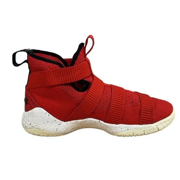 Nike LeBron Zoom Soldier 11 918369-601 Red White Basketball Shoes Sneakers Sz 6Y