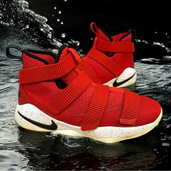 Nike LeBron Zoom Soldier 11 918369-601 Red White Basketball Shoes Sneakers Sz 6Y