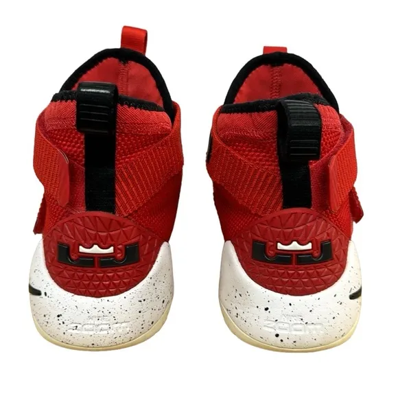 Nike LeBron Zoom Soldier 11 918369-601 Red White Basketball Shoes Sneakers Sz 6Y