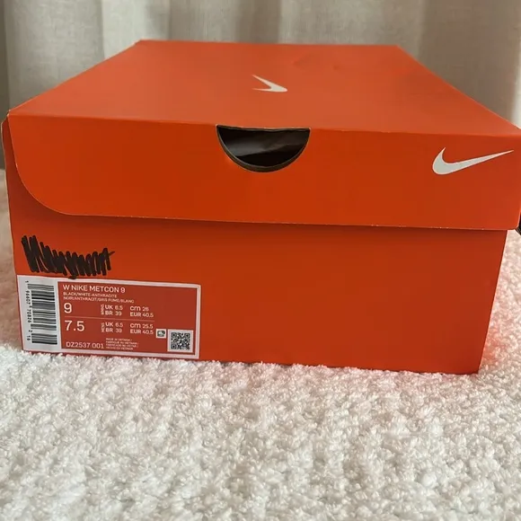 Nike Men’s (7.5)/ Women’s (9) Black Metcon 9 Shoes — NEVER WORN