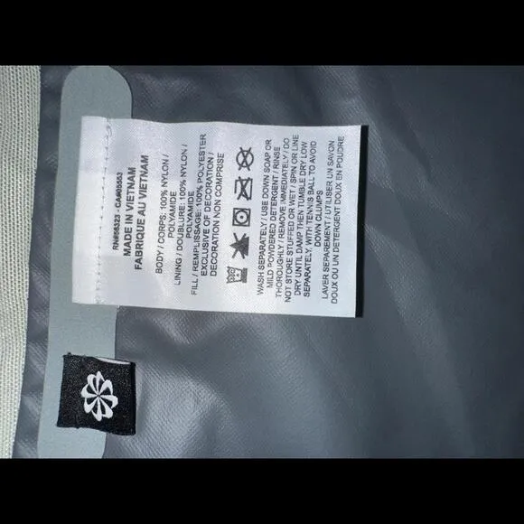 Nike Men’s ACG SF Cascade Hooded Rain Jacket