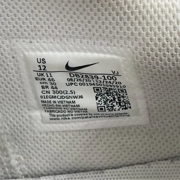 Nike Men’s Air Max Excee Triple White Leather Athletic Shoes Sneakers - Size 12