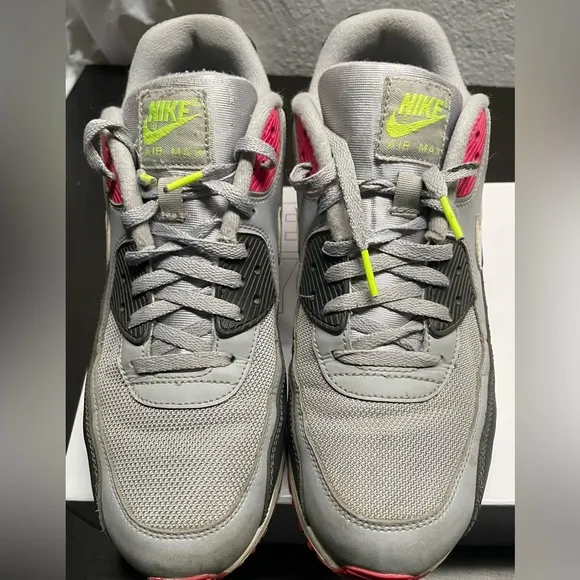 Nike Men’s Air Max *Great Condition*. Size 9.5