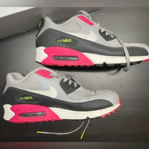 Nike Men’s Air Max *Great Condition*. Size 9.5