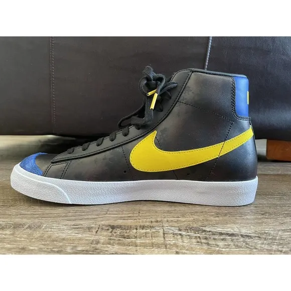Nike Mens Blazer Mid 77 Vintage Shoes Black Yellow Blue Sz 10 DC1414-001