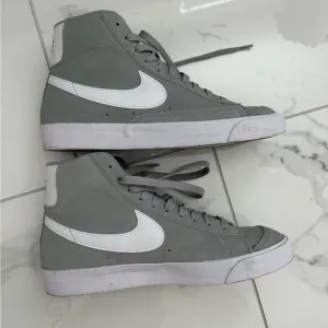 Nike Men’s Blazer Shoes Grey