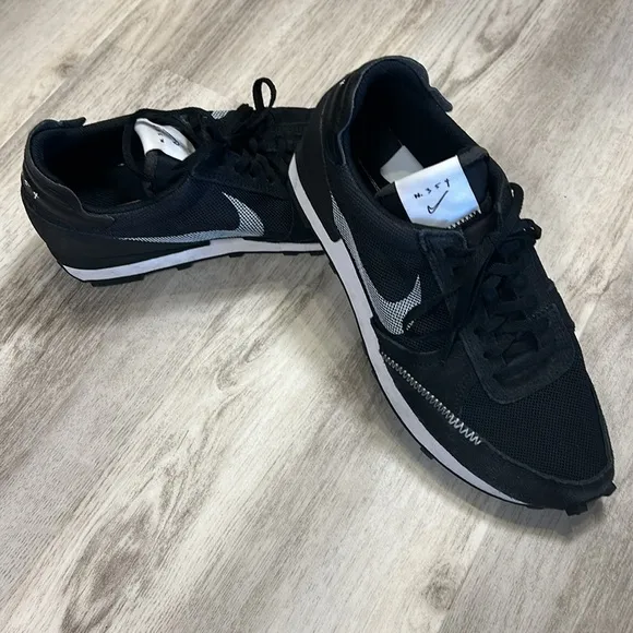 Nike Men’s Daybreak-Type Black White Swoosh Style CJ1156-003 Sneakers Shoes 9.5