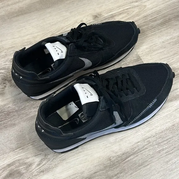 Nike Men’s Daybreak-Type Black White Swoosh Style CJ1156-003 Sneakers Shoes 9.5