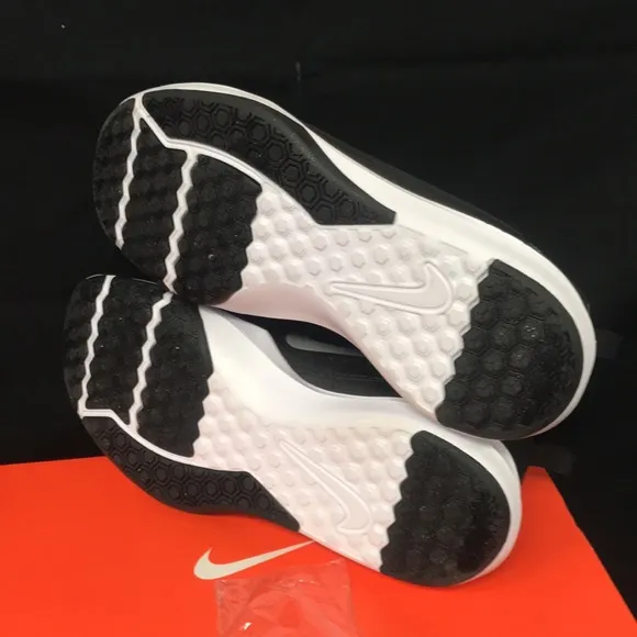 Nike Men’s Legend Trainer Shoes