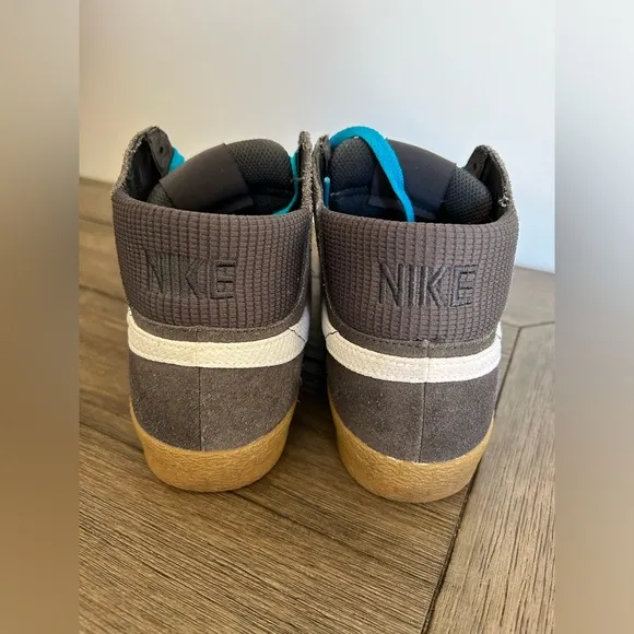 Nike Men’s shoes Blazer Mid LR size 9.5