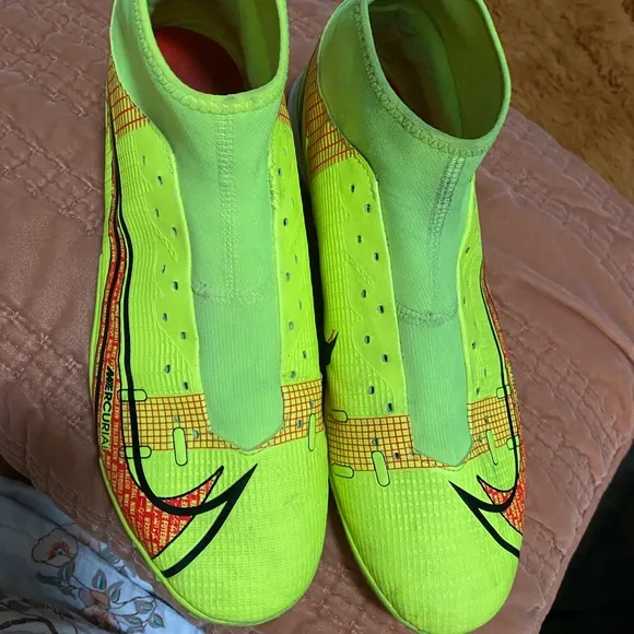 Nike mercurial zoom