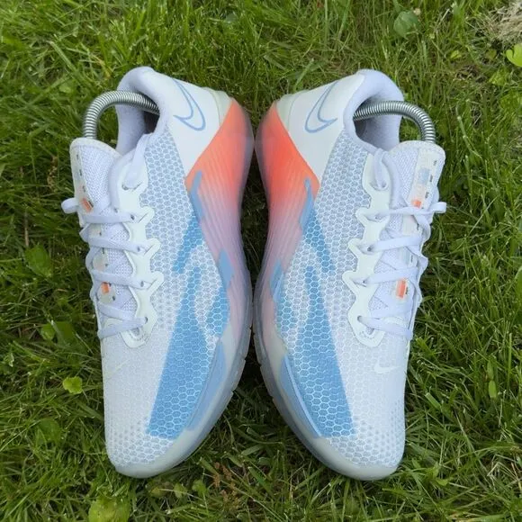 NIKE METCON PREMIUM 5 - Women’s Athletic Shoes - SIZE 9.5