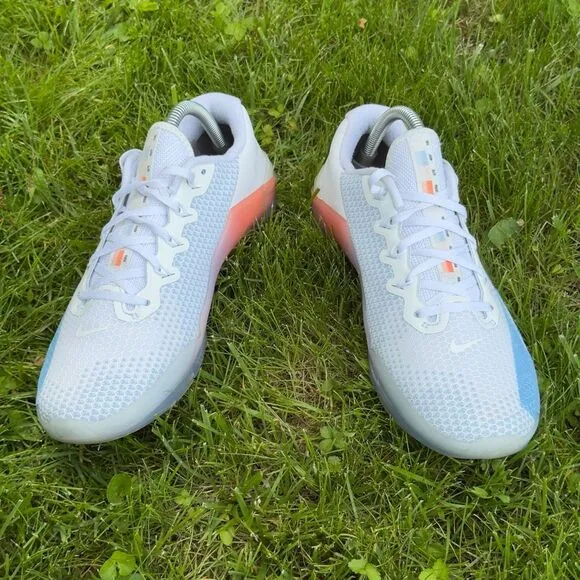 NIKE METCON PREMIUM 5 - Women’s Athletic Shoes - SIZE 9.5