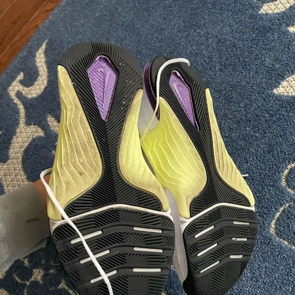 Nike metcon Women's White and Purple Training Shoes