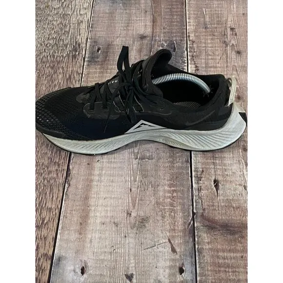 Nike Pegasus Trail 3 Black White Mens Sz 6.5 Running Sports Shoes DA8697-001