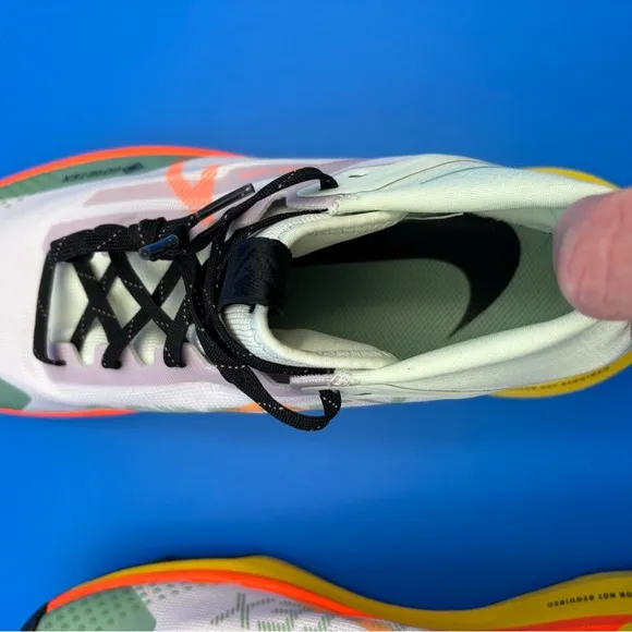 Nike Pegasus Trail 4 Gore-Tex Running Shoes - White and Yellow