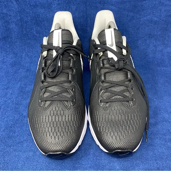 Nike react Infinity pro men’s golf shoes size 9.5 US