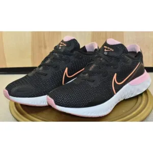 Nike Renew Run Women’s Shoes Size 10 Black/Pink Athletic Running Sneakers