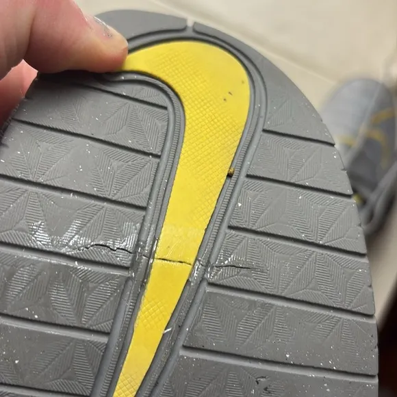 Nike Romaleo 2 weightlifting shoes