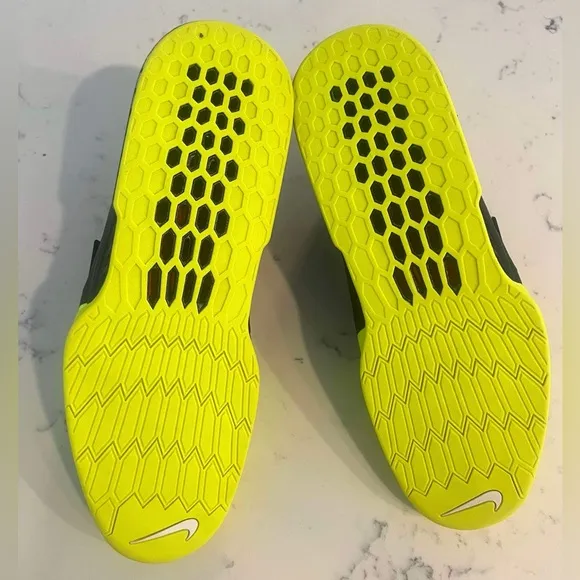 Nike Romaleos 3 Men’s Weightlifting Workout Shoes 852933-007 Black-Yellow New