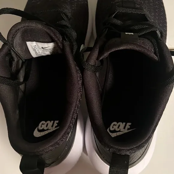 Nike Rosche Run Golf Shoes Men’s Size 7Y