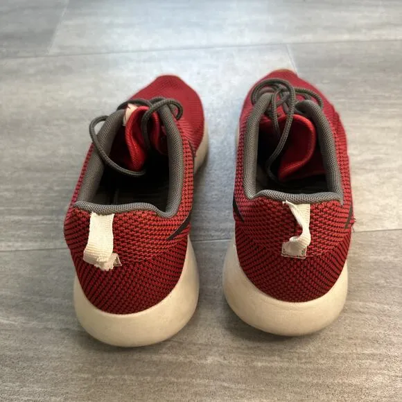 Nike Rosherun Red Shoes Men's 7 Lightweight Running 511881-622