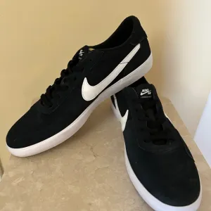 Nike SB Heritage Vulc Men’s Skater Shoes Size 13