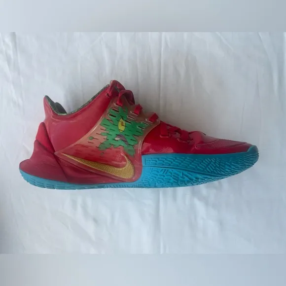 Nike Shoes Men’s Kyrie Low Mr. Krabs, Preowned Size 12