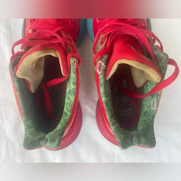 Nike Shoes Men’s Kyrie Low Mr. Krabs, Preowned Size 12