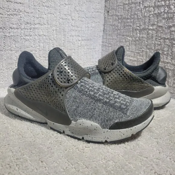 Nike Sock Dart SE Premium Men’s Size 8 US Black Grey Sneaker Shoes 859553-001