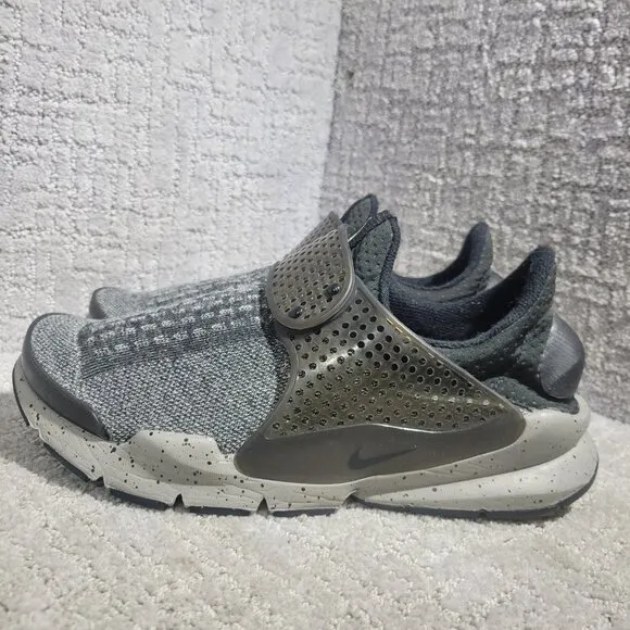 Nike Sock Dart SE Premium Men’s Size 8 US Black Grey Sneaker Shoes 859553-001