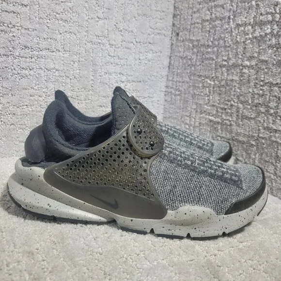 Nike Sock Dart SE Premium Men’s Size 8 US Black Grey Sneaker Shoes 859553-001