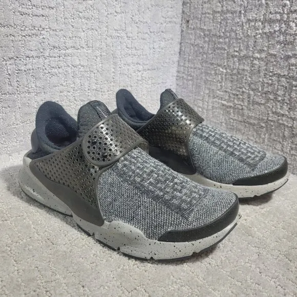 Nike Sock Dart SE Premium Men’s Size 8 US Black Grey Sneaker Shoes 859553-001