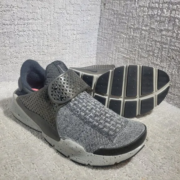 Nike Sock Dart SE Premium Men’s Size 8 US Black Grey Sneaker Shoes 859553-001