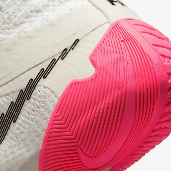 Nike Tawa SE ‘Rawdacious’ White Red Pink Wrestling Shoes Men’s 4.5 / Women’s 6