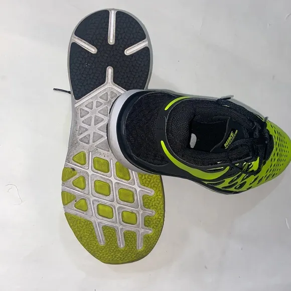 Nike Train Speed 4 Bolt Running Shoes Neón Yellow 843937-700 Low Top Size 12 US