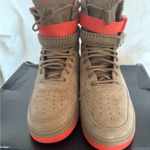 Nike UNISEX SF AF1 High-Top Sneakers