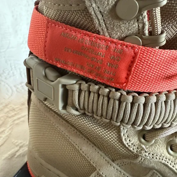 Nike UNISEX SF AF1 High-Top Sneakers