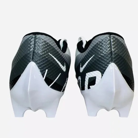 Nike Vapor Edge Speed 360 Football Cleats Black/Gray DQ5110-001 Men’s Size 16