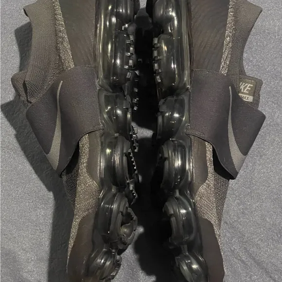 Nike Vapor Max shoes men’s size 14‎ EUC gray