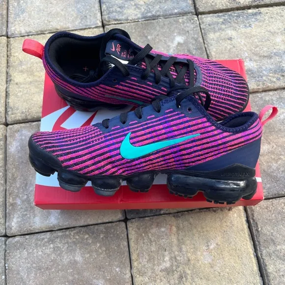 Nike VaporMax Flyknit Shoes - Pink and Blue