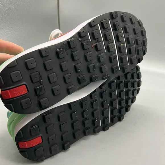 Nike Waffle One SE Men’s Shoes Like new condition