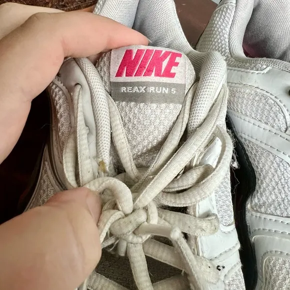 Nike | white Reax Run 5 athletic shoes - 9.5