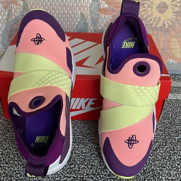 NIKE WMNS HUARACHE EXTREME PINK TINT / CITRON TINTSneakers AV8239 600