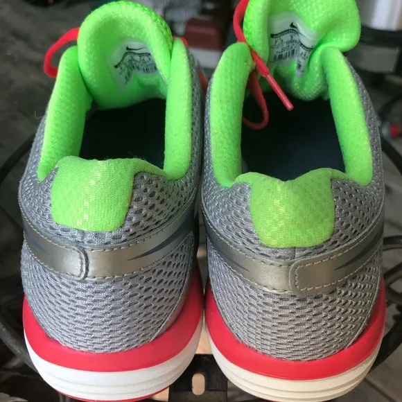 Nike women running shoes