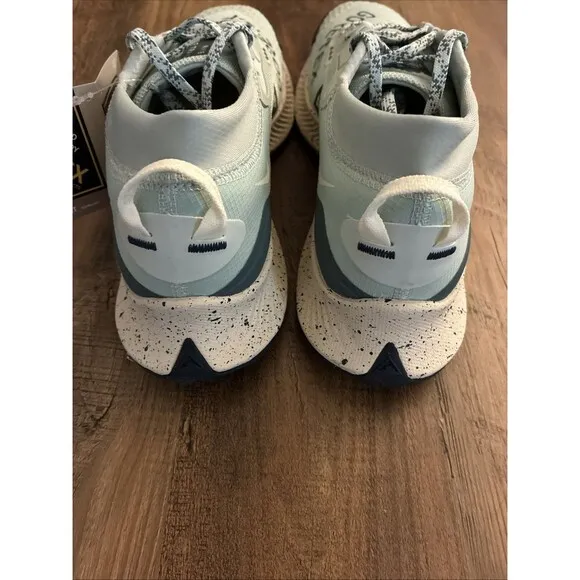 Nike Women Size 9 Pegasus Trail 3 Gore-Tex Seafoam Navy Hiking Shoes DC8794-003